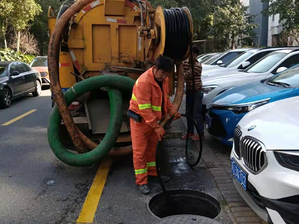 驿城排污管道清淤